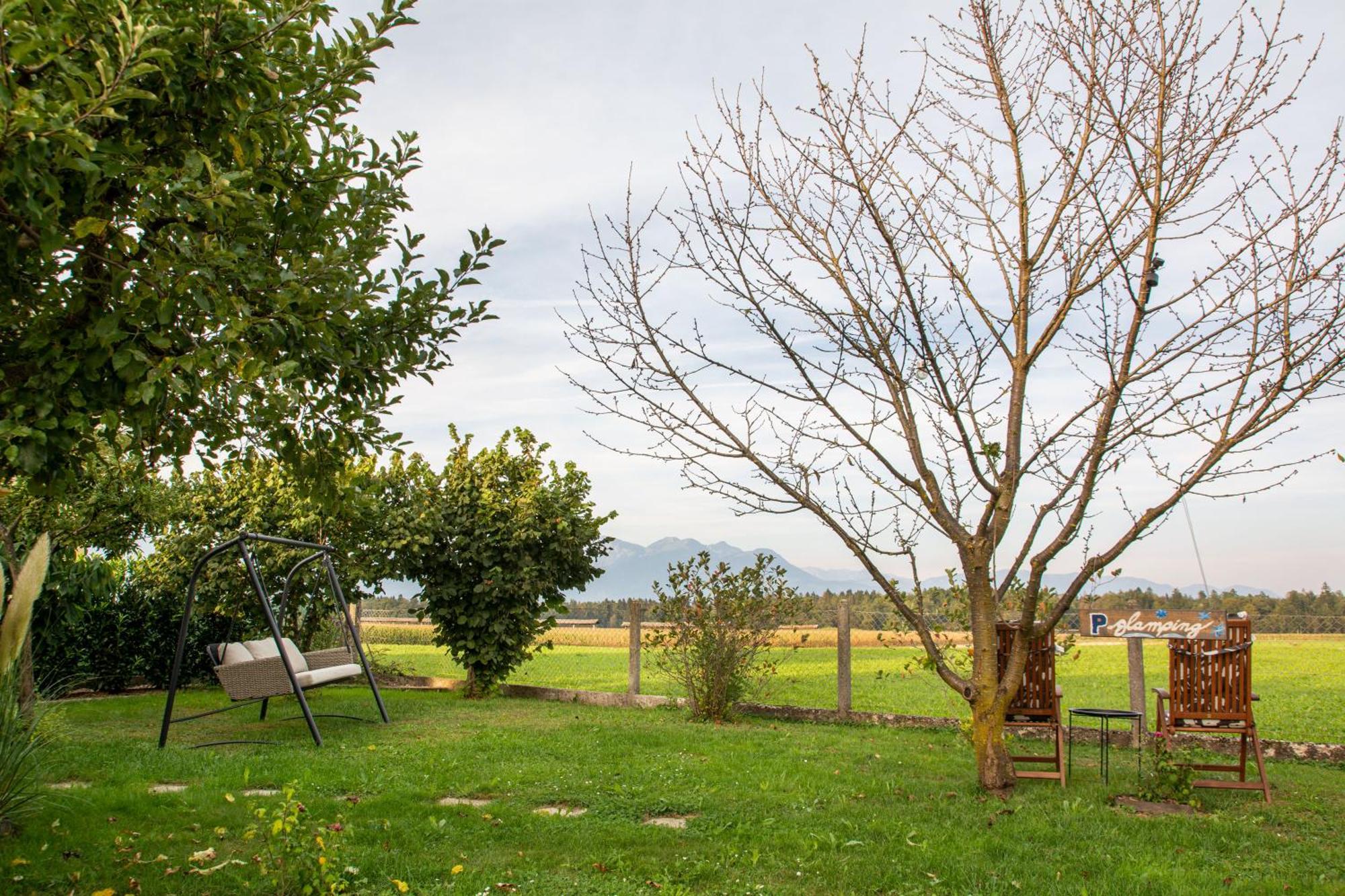 Glamping With A View Vila Smlednik Exterior foto